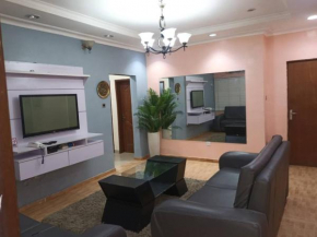 2 Bedroom Cute Cozy Hideaway